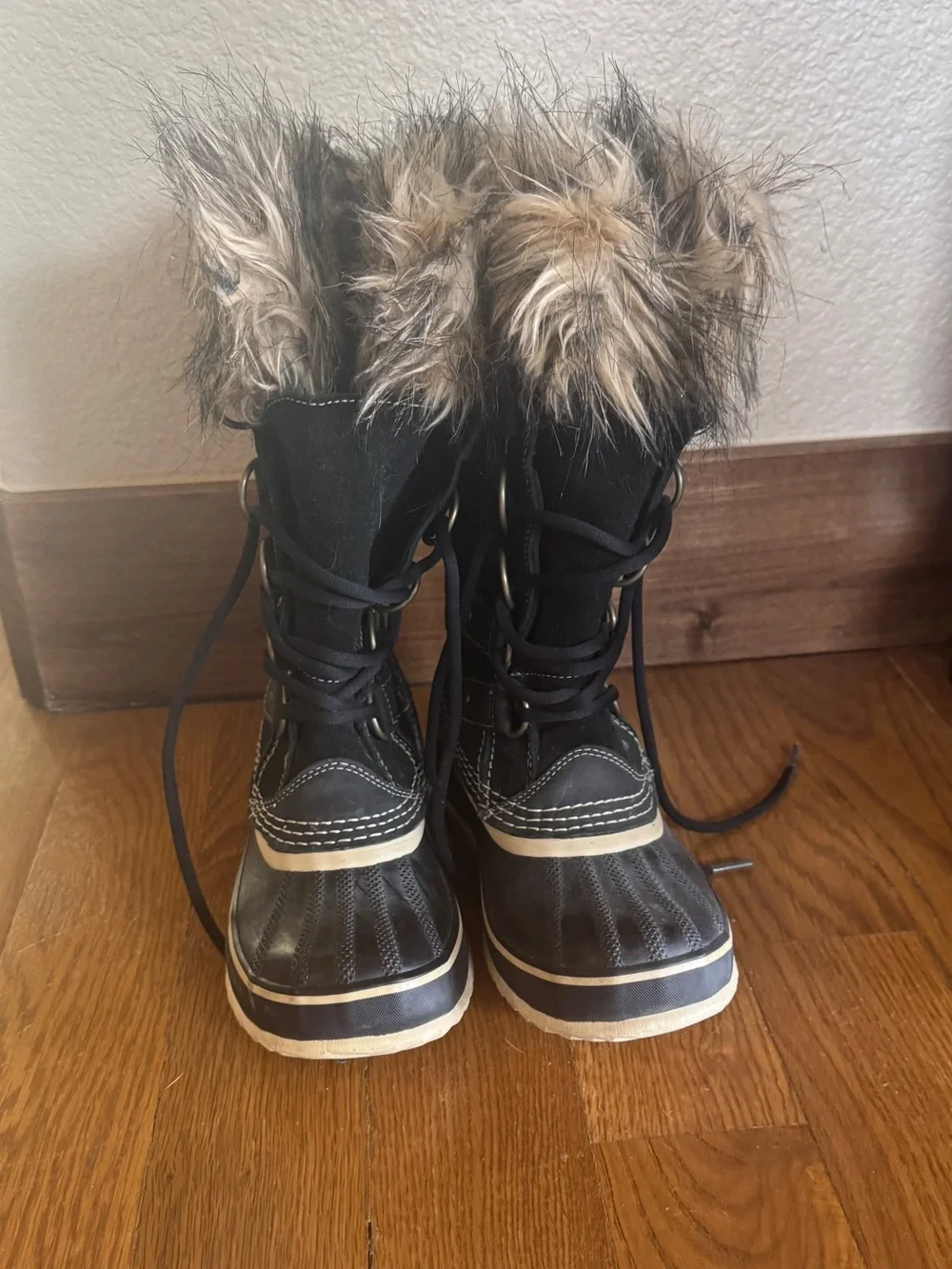 Sorel Joan of Arctic Waterproof Faux Fur Snow Boots Black Women’s 5 NL1540-010